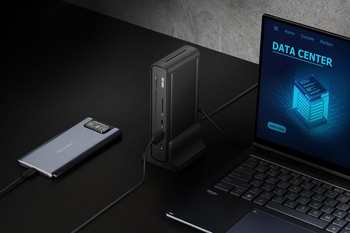 Asus DC300 3 Display USB-C Dock EU Noir Asus DC300 3 Display USB-C Dock EU Noir