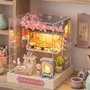 Creanook - Kit DIY à Construire Book Nook - Maquette 3D Serre à Livres Sakura Noodles - Scène de Restaurant Chinois - 11 x 9 x 11 cm