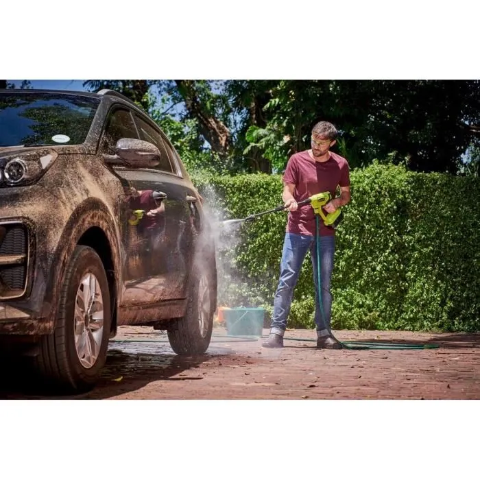Ryobi RY18PW22A-125 Nettoyeur Haute Pression Sans Fil 18V, 22 bar, 182 L/h, Buse 3-en-1, avec Batterie Lithium+ 18V 2.5 Ah et Chargeur