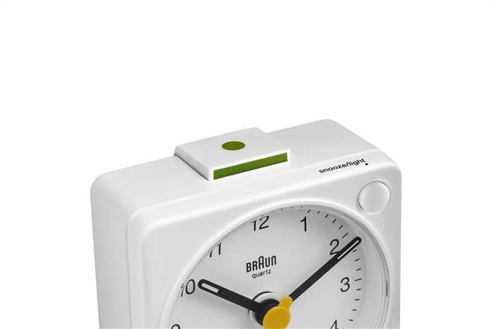 Braun BC-02-XW Réveil de voyage classique analogique blanc avec réveil progressif, aiguilles luminescentes et lumière de fond