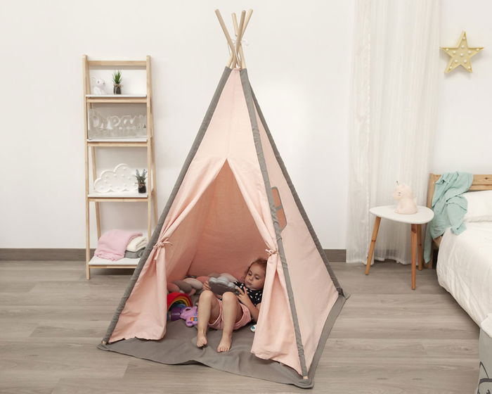 KioKids Tipi enfant rose - Tente de jeu et de repos lavable 35% polyester/65% coton - À partir de 0 mois - Avec porte et fenêtre - Facile à monter KioKids Tipi enfant rose - Tente de jeu et de repos lavable 35% polyester/65% coton - À partir de 0 mois - Avec porte et fenêtre - Facile à monter
