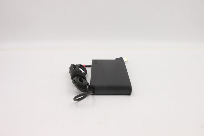 Lenovo Adaptateur secteur AC 170W, haute efficacité 89%, entrée 100-240Vac, conception 3 phases, pour appareils Lenovo Lenovo Adaptateur secteur AC 170W, haute efficacité 89%, entrée 100-240Vac, conception 3 phases, pour appareils Lenovo