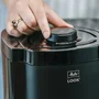 Melitta Cafetière filtre Look V Therm 1025-12, verseuse isotherme en inox 1.25L, 1080W, fonction AromaSelector, Noir