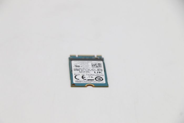 Lenovo SSD NVMe PCIe M.2 128 Go - Lecteur à état solide M.2 2242 Gen3x2 - Pour PC portable et bureau