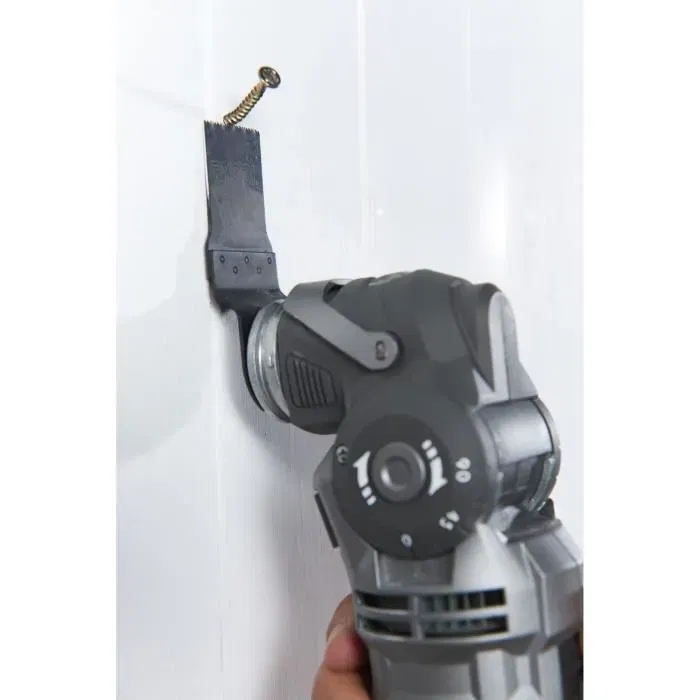 Ryobi RMT300-SA Multitool oscillant 300W, Sac avec plateau de ponçage, 24 feuilles abrasives et lames pour bois, métal, plongeantes et diamant