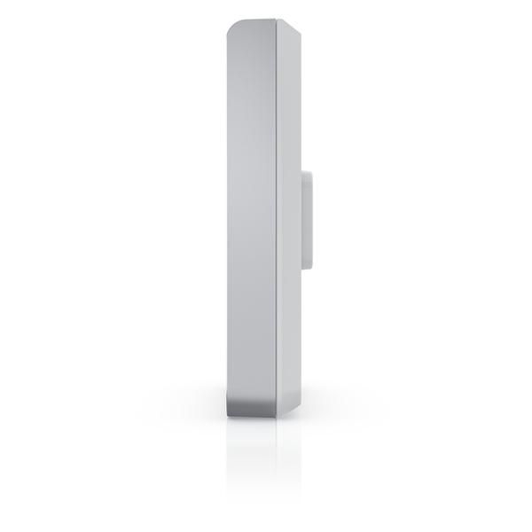 Ubiquiti Point d'Accès WiFi 6 (2.4/5 GHz) - 5.3 Gbps, 5 Ports GbE (PoE In/Out), Bluetooth, 460 g