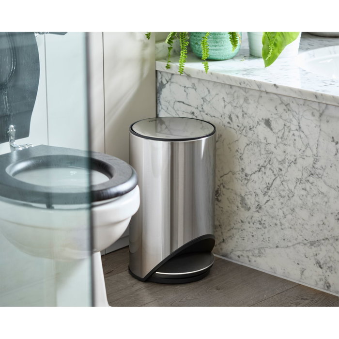 Joseph Joseph Arc Poubelle à Pédale 10L en Acier Inoxydable Joseph Joseph Arc Poubelle à Pédale 10L en Acier Inoxydable