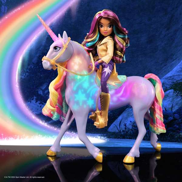 Spin Master Poupée Sophia 11 cm avec Licorne Wildstar lumineuse - Dimensions : 30,48 x 40,64 x 9,53 cm - Fonctionne avec 2 piles AA - À partir de 4 ans