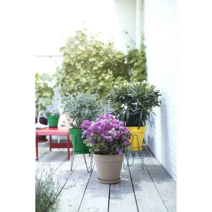 Elho Pot de fleurs rond Loft Urban 25, Ø 24.5 x H 22.2 cm, jaune ocre, résistant au gel, avec réserve d'eau, extérieur Elho Pot de fleurs rond Loft Urban 25, Ø 24.5 x H 22.2 cm, jaune ocre, résistant au gel, avec réserve d'eau, extérieur