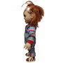 MEZCO TOYZ Figurine Chucky Le Poupon Diabolique parlante 38 cm avec 7 phrases, articulations et accessoires (Version espagnole)