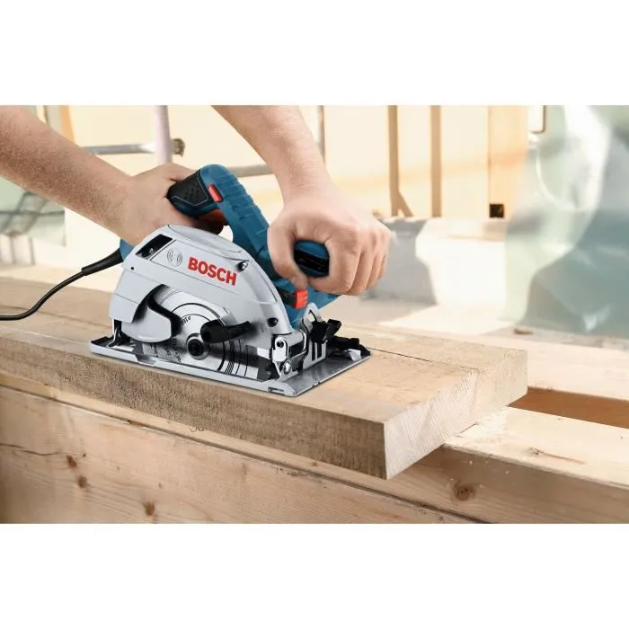 Bosch Professional Scie circulaire GKS 165 0601676100, 165mm, 1100W, Capacité de coupe 66mm, boîte carton