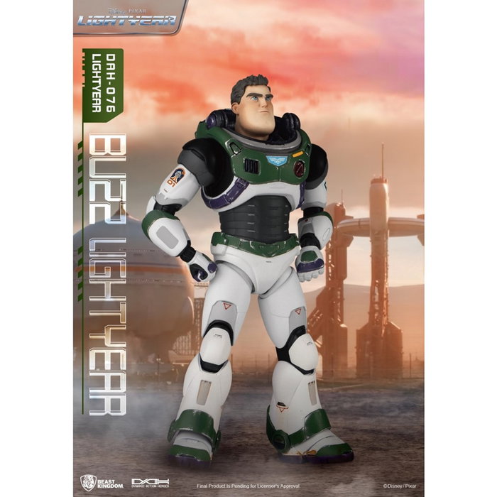 Beast Kingdom Dynamic8H Disney Lightyear Figurine Articulée 21 cm avec Lumière LED et Accessoires