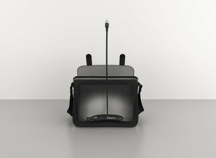 Hyper HyperJuice - Câble USB-C vers USB-C en silicone 240W, 1m, noir - Compatible PD 3.1 EPR, résistant aux nœuds et durable
