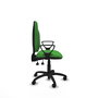 Chaise de bureau Algarra avec mécanisme asynchrone, revêtue de tissu vert. Équipée d'une base en polyamide noir, d'accoudoirs fixes et de roulettes en nylon de 50 mm.