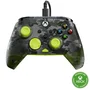 Turtle Beach Rematch Core - Manette de jeu filaire RGB pour Xbox Series X/S, Xbox One, PC - Gâchettes ajustables, vibrations - Design camouflage noir et jaune