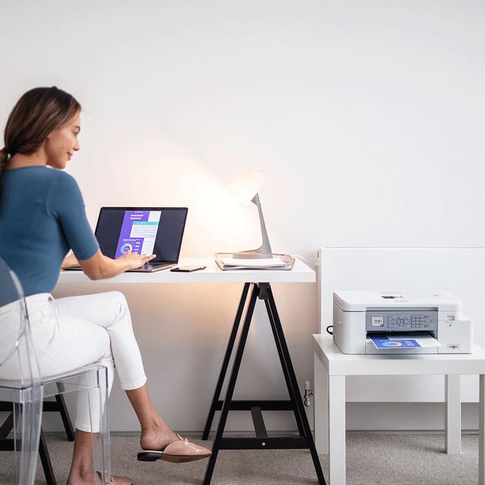Brother MFC-J4335DW - Imprimante multifonction couleur 4-en-1 professionnelle avec Wi-Fi, recharge automatique de documents 20 pages et cartouches haute capacité
