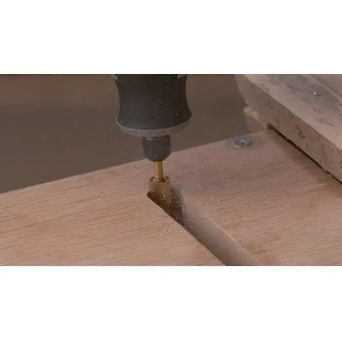 Dremel Lot de 2 Fraises Cylindriques Max 115 en Acier Haute Longévité ø 7.8mm avec Revêtement Titane TiN pour Gravure