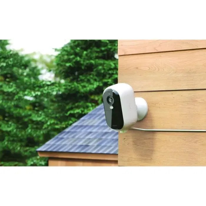 Arlo VMA5700-100PES Chargeur Secteur pour Caméra de Sécurité Extérieure Essential Blanc Arlo VMA5700-100PES Chargeur Secteur pour Caméra de Sécurité Extérieure Essential Blanc