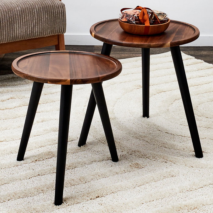 Home Deco Factory Ensemble de 2 Tables Nido Rondes en Acacia Rouge
