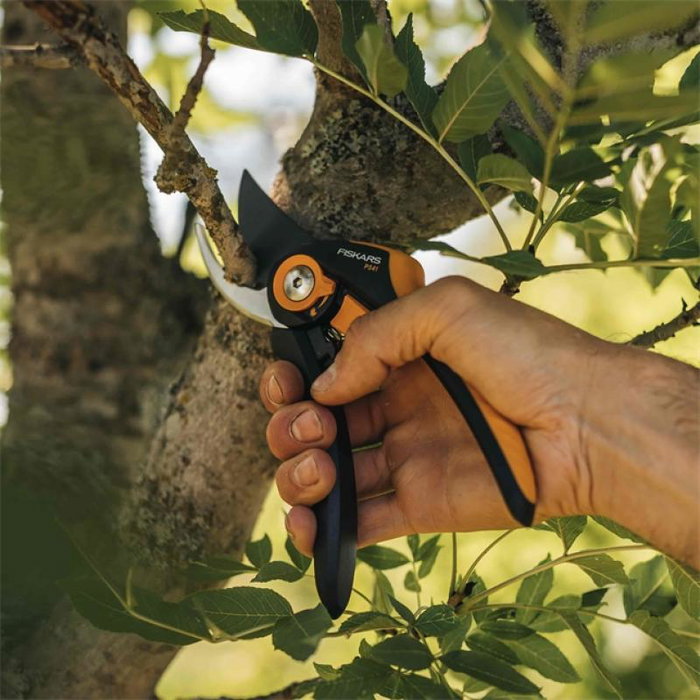 Fiskars P541 Sécateur Bypass Plus SmartFit Orange et Noir - Réf. 1057169 Fiskars P541 Sécateur Bypass Plus SmartFit Orange et Noir - Réf. 1057169