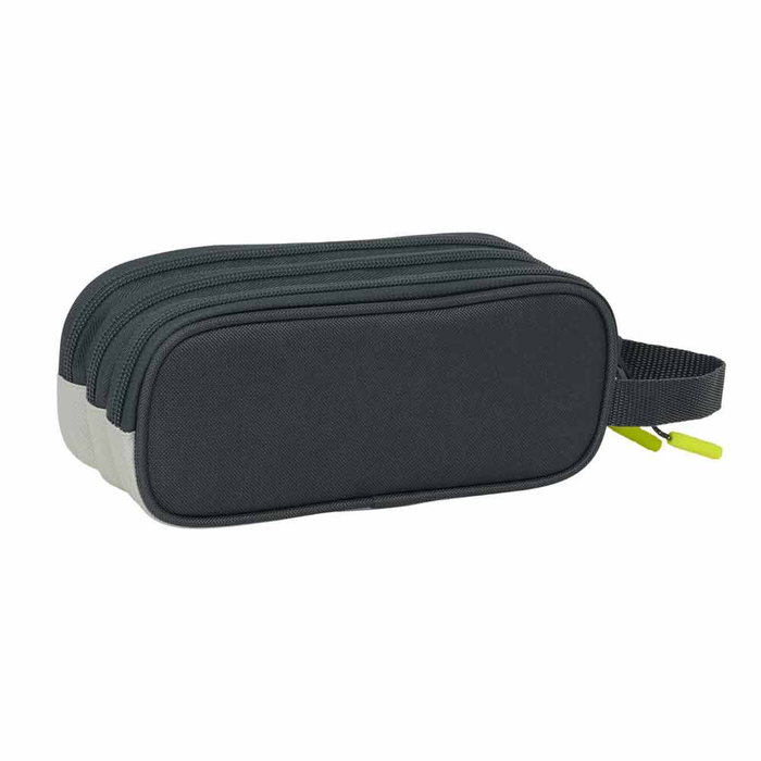 SAFTA Sac Portatout Real Madrid 25/26 Triple - 21x7x8.5 cm - Trois compartiments avec fermeture éclair et anse latérale SAFTA Sac Portatout Real Madrid 25/26 Triple - 21x7x8.5 cm - Trois compartiments avec fermeture éclair et anse latérale