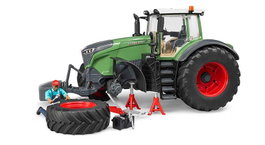 BRUDER Tracteur agricole Fendt 1050 Vario avec mécanique et chariot de transport 04041 - Jouet en plastique ABS haute qualité, résistant et réaliste - Pour enfants dès 3 ans