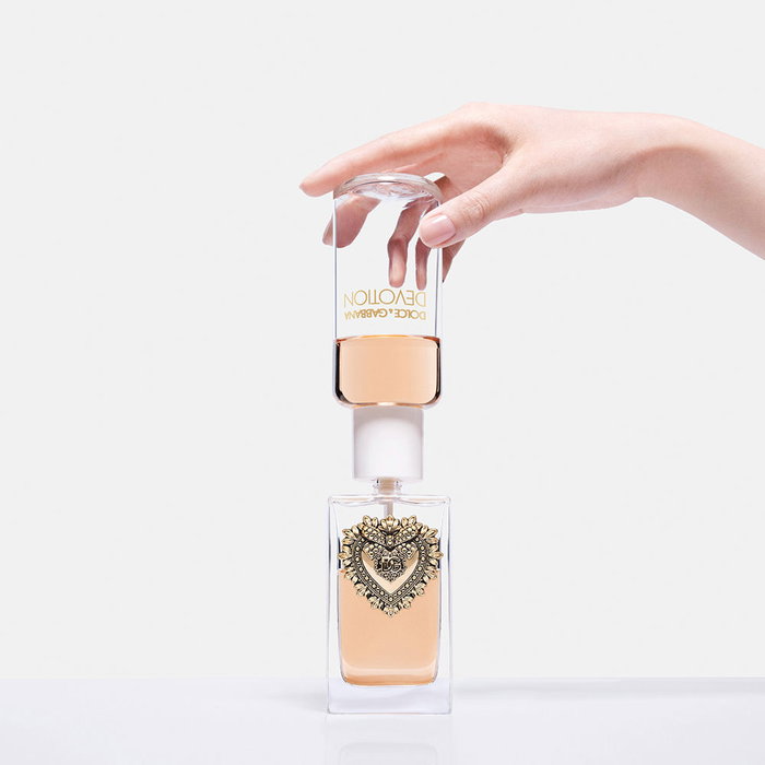 Dolce & Gabbana Devotion Eau de Parfum pour Femme, Recharge 150 ml, Parfum Gourmand et Sensuel aux Notes de Vanille et Fleur d'Oranger