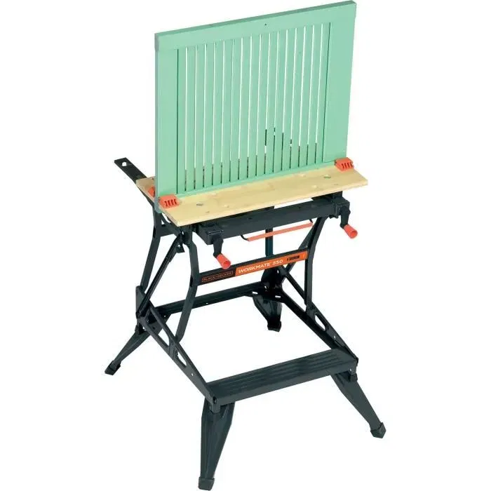 Black + Decker WM550-XJ Workmate Établi-Étau Pliable avec 2 Mâchoires en Bambou, Charge Max. 250 kg, Ouverture 226 mm, Plan 610 x 472 mm