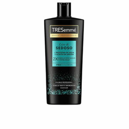 Tresemme Shampooing Lissant et Soyeux 685 ml