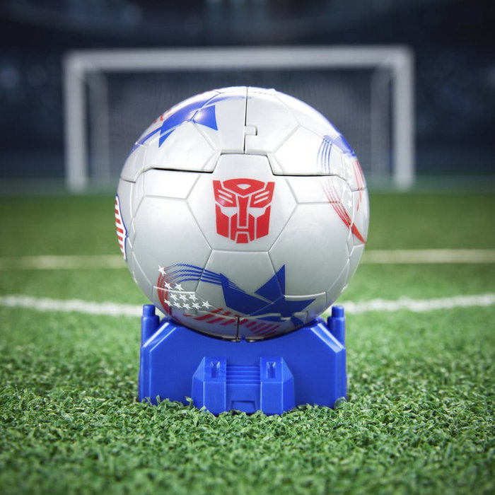 Transformers x US Soccer Federation figurine Breakaway 14 cm