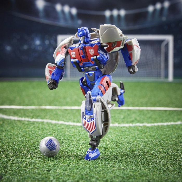 Transformers x US Soccer Federation figurine Breakaway 14 cm