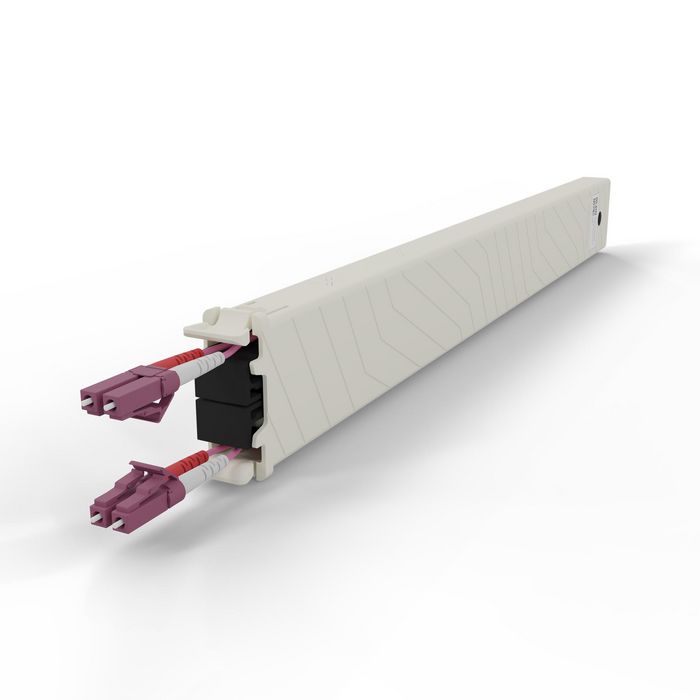 PATCHBOX Cassette patchbox.one pour baie 8RU, fibre optique OM4 avec connecteurs LC-LC, solution modulaire de gestion de câbles PATCHBOX Cassette patchbox.one pour baie 8RU, fibre optique OM4 avec connecteurs LC-LC, solution modulaire de gestion de câbles