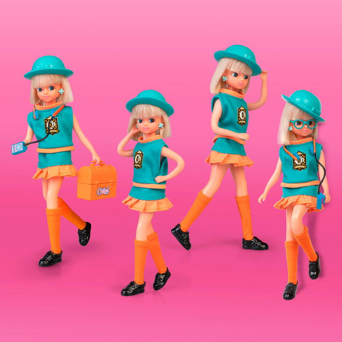 Famosa Poupée Chabel High School Édition 1989 CHB00000 avec Uniforme et Accessoires, Collection