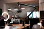 SBG Support Microphone Articulé avec Pince pour Broadcast, Podcast et Streaming