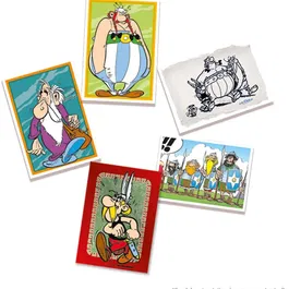 Panini - Boîte de 36 pochettes Panini Astérix 65ème anniversaire - 180 stickers dont brillants et effet métal