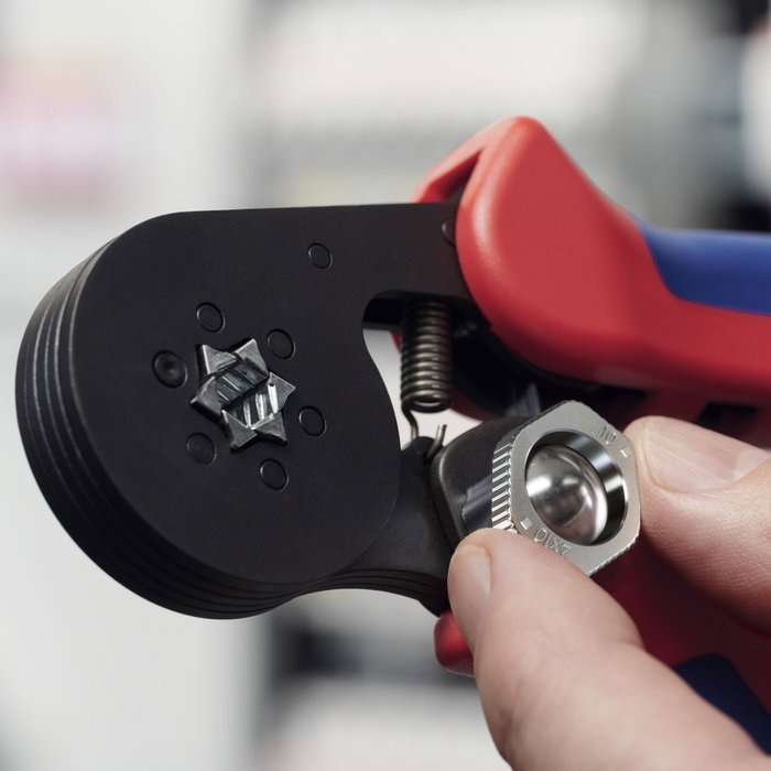 Knipex Pince à sertir automatique pour embouts de câbles 0,08 - 10,0 mm² Knipex Pince à sertir automatique pour embouts de câbles 0,08 - 10,0 mm²