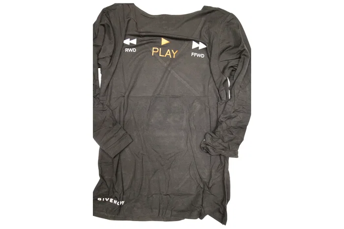 Givenchy Play T-shirt textile unisexe manches longues Taille M Givenchy Play T-shirt textile unisexe manches longues Taille M