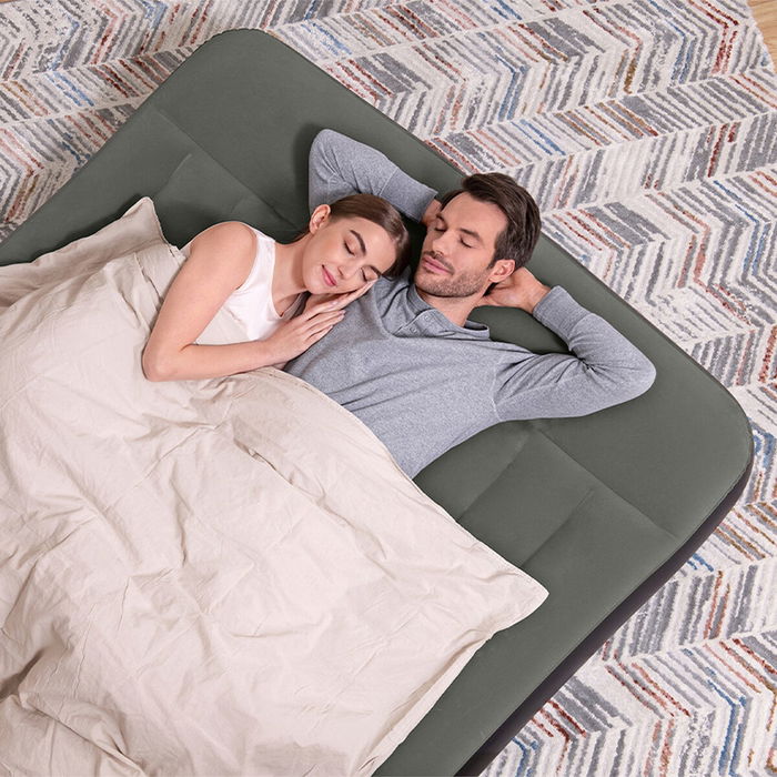 Bestway Matelas Double avec Gonfleur Intégré à Piles 203x152x30 cm Gonflable et Camping 67930 Bestway Matelas Double avec Gonfleur Intégré à Piles 203x152x30 cm Gonflable et Camping 67930