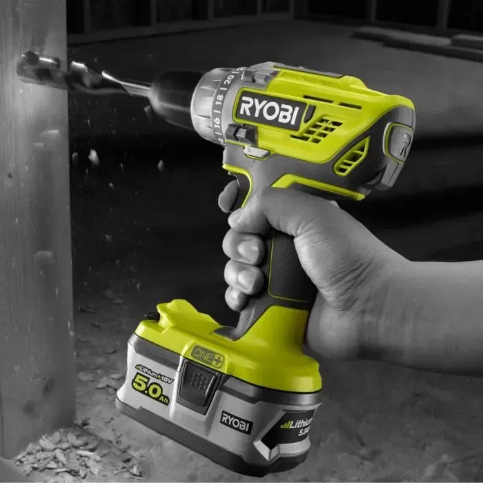 Ryobi Perceuse-Visseuse sans Fil 18V ONE+ R18DD3-120S, Mandrin 13 mm, 50 Nm, 500-1800 tr/min, Kit avec Batterie Lithium+ 2 Ah et Chargeur Rapide Ryobi Perceuse-Visseuse sans Fil 18V ONE+ R18DD3-120S, Mandrin 13 mm, 50 Nm, 500-1800 tr/min, Kit avec Batterie Lithium+ 2 Ah et Chargeur Rapide