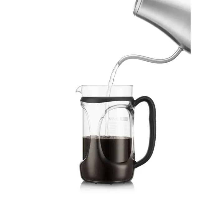 Bodum Young Press Cafetière à Piston 1 Litre (8 Tasses) en Verre avec Coque Protectrice Noire Bodum Young Press Cafetière à Piston 1 Litre (8 Tasses) en Verre avec Coque Protectrice Noire