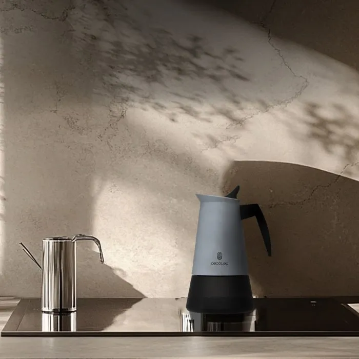 Cecotec Piccolina 600 Blue cafetière italienne, 300 ml, 6 tasses, compatible induction
