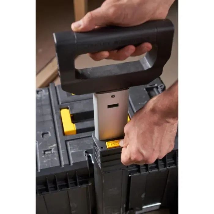 Stanley FMST1-75753 Coffre à outils mobile grand volume avec manche télescopique, poignée bimatière et roues 7 pouces - Modulable et empilable