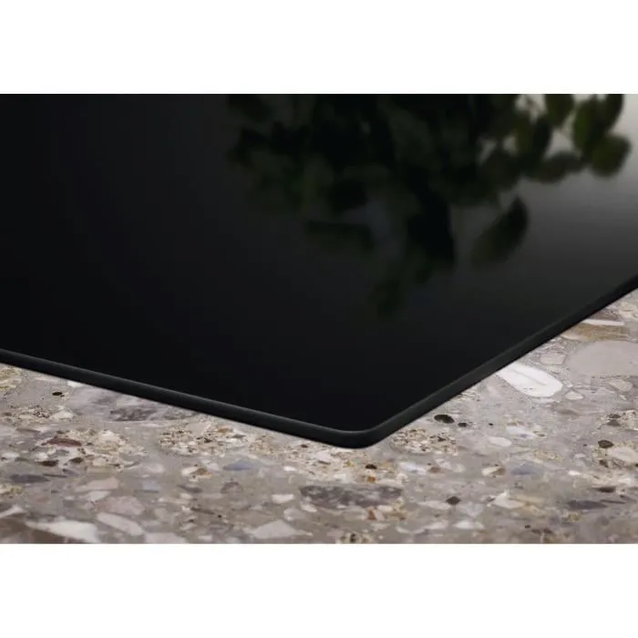 Electrolux EIV66453I - Plaque à induction 4 foyers - 7350 W - Verre trempé - Fonctions sécurité