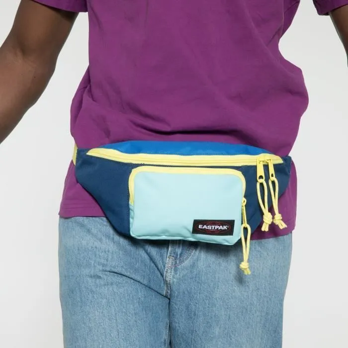 Eastpak Sac banane Page Blocked Navy – Pratique pour sorties et voyages Eastpak Sac banane Page Blocked Navy – Pratique pour sorties et voyages