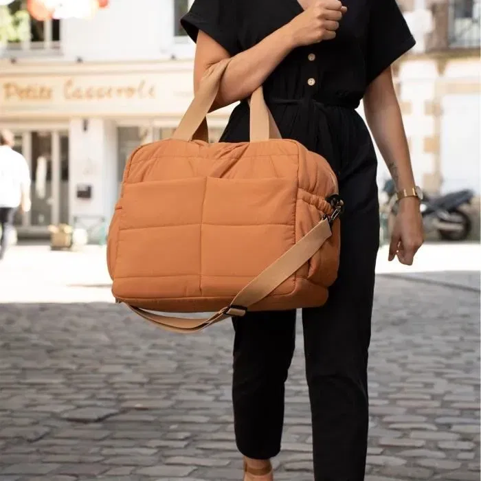 Thermobaby Sac à Langer PLUMEA Matelassé Grande Capacité avec Poches Isothermes, Compartiment Principal et Matelas à Langer Lavable