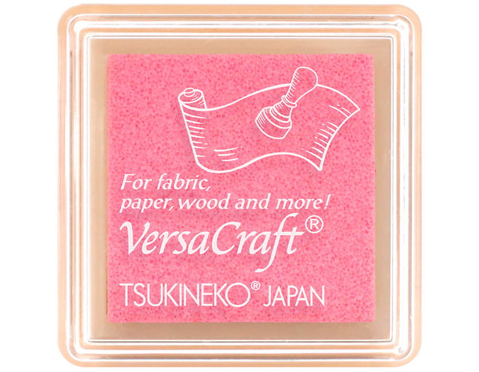 Tsukineko VERSACRAFT Tampon encreur pour textile, couleur chicle, 33x33mm Tsukineko VERSACRAFT Tampon encreur pour textile, couleur chicle, 33x33mm