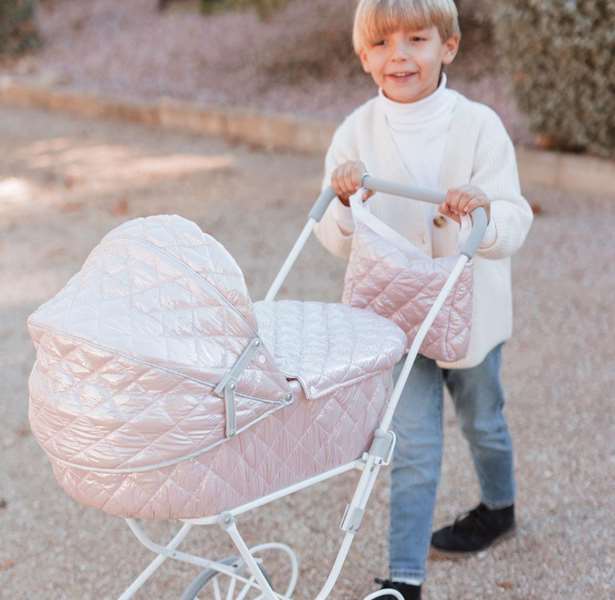 Muñecas Arias Coche Capota Fantasy avec sac 42x72x93 cm, Hauteur guidon 90 cm, Pour enfant dès 3 ans, Montage nécessaire Muñecas Arias Coche Capota Fantasy avec sac 42x72x93 cm, Hauteur guidon 90 cm, Pour enfant dès 3 ans, Montage nécessaire