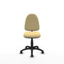 Chaise de bureau Aýna avec mécanisme de contact permanent de base, rembourrée de simili cuir couleur crème. Équipée d'une base en polyamide noir, sans accoudoirs et de roulettes en nylon de 50 mm.