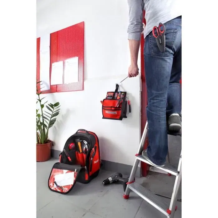 Facom BS.L30PB Sac à dos textile professionnel waterproof 30L, confort optimal, rangement polyvalent et compartiment pour ordinateur portable