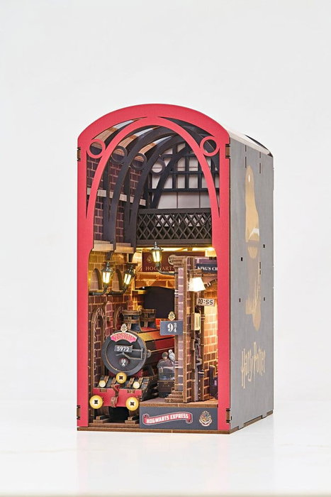Revell Book Nook Harry Potter Poudlard Express - Kit de construction DIY avec LED